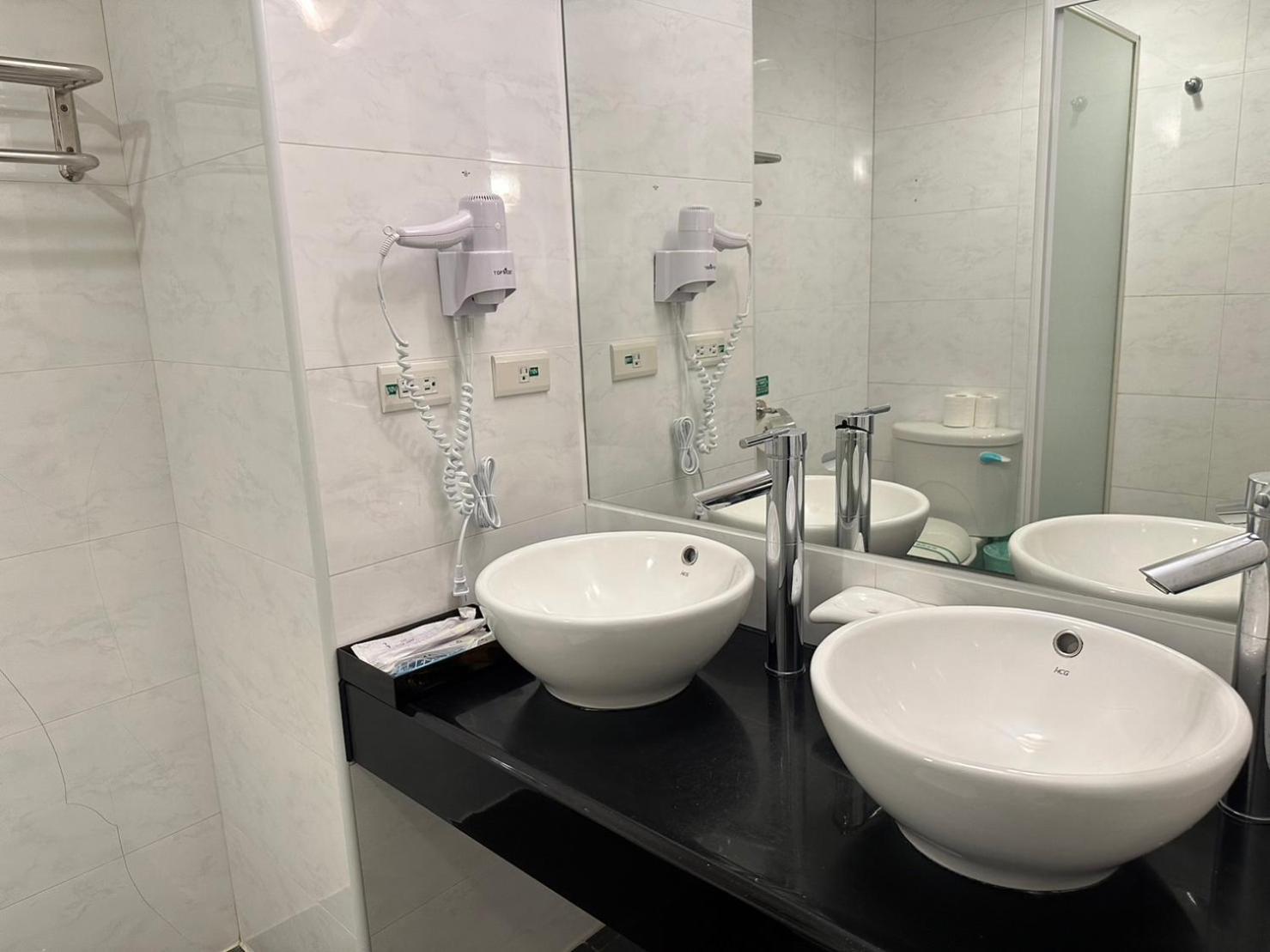 Chientan Youth Hotel Tajpej Kültér fotó