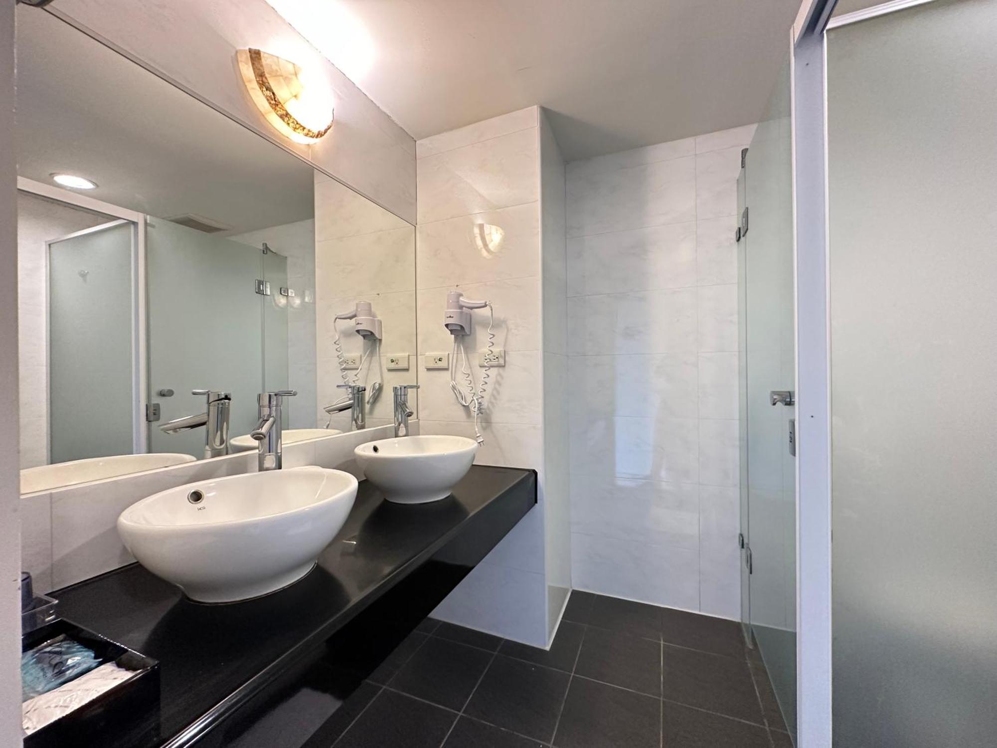 Chientan Youth Hotel Tajpej Kültér fotó