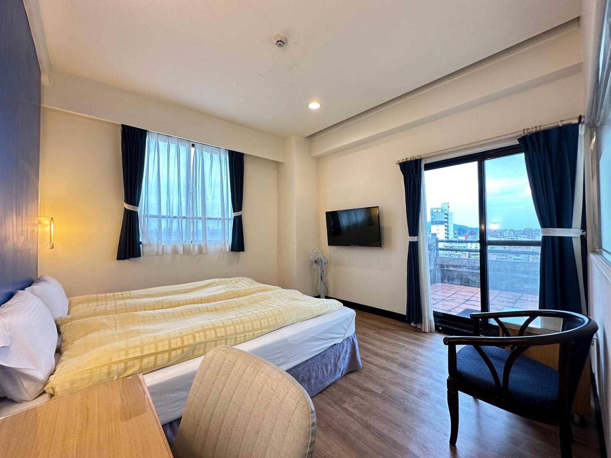 Chientan Youth Hotel Tajpej Kültér fotó