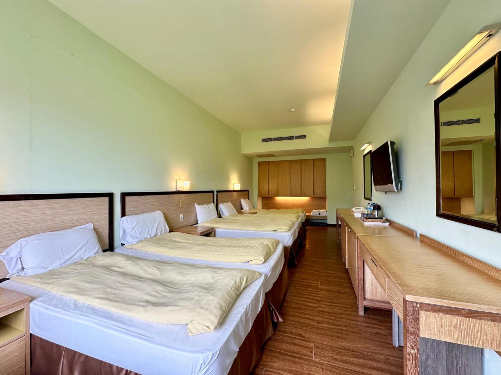 Chientan Youth Hotel Tajpej Kültér fotó