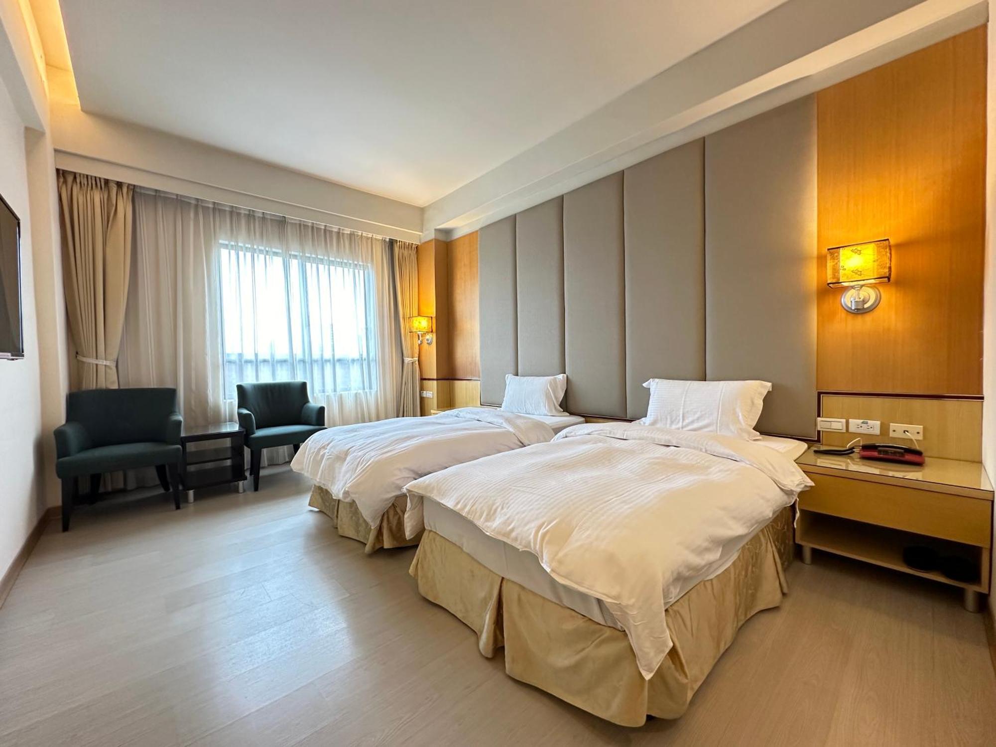 Chientan Youth Hotel Tajpej Kültér fotó