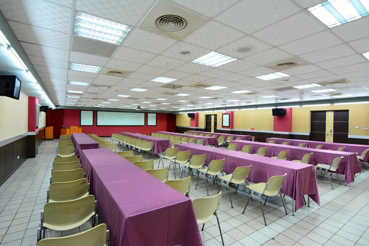 Chientan Youth Hotel Tajpej Kültér fotó