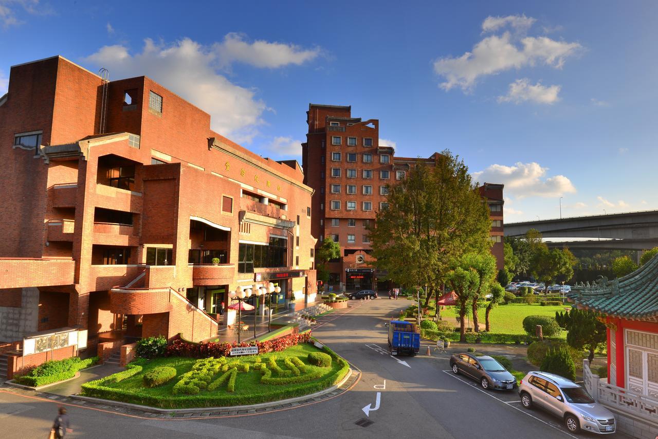 Chientan Youth Hotel Tajpej Kültér fotó